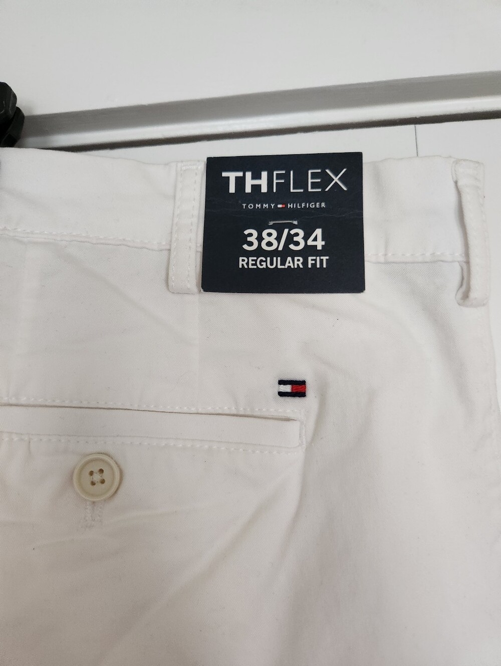 ✨️✨️Tommy Hilfiger Regular Fit Stretch pants featuring white 38x34 - Picture 5 of 9